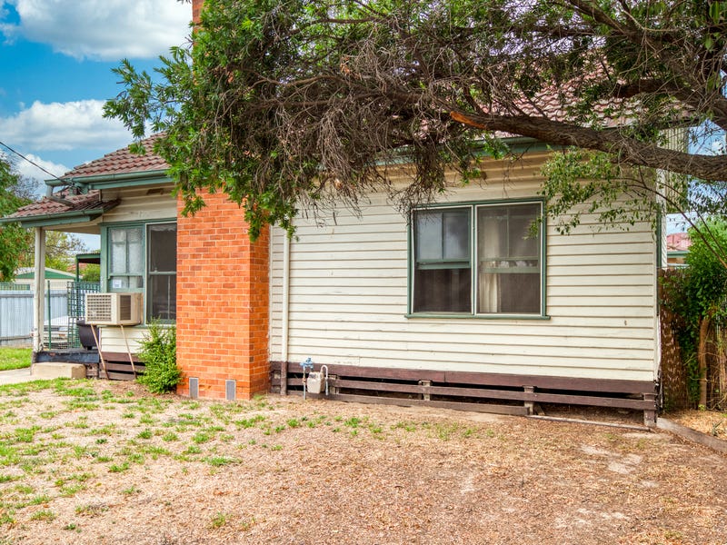 203 Lawrence Street, Wodonga, VIC 3690
