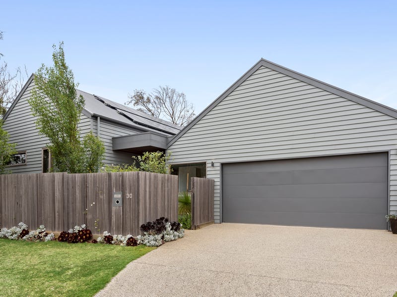 30 Epworth Street, Ocean Grove, VIC 3226