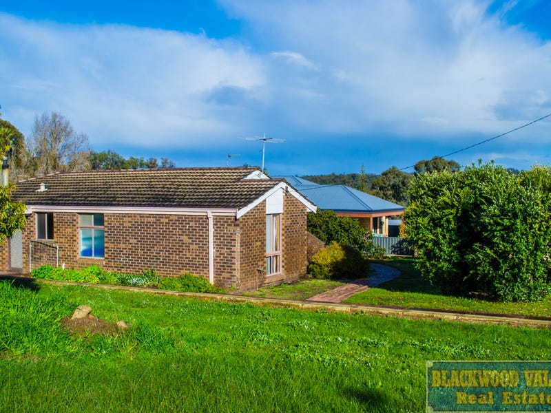 17 Castle Place, Donnybrook, WA 6239 Property Details