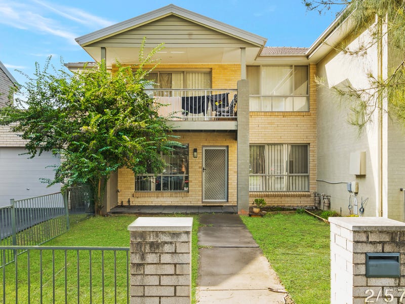 2/57 Reeves Crescent, Bonnyrigg, NSW 2177 Property Details