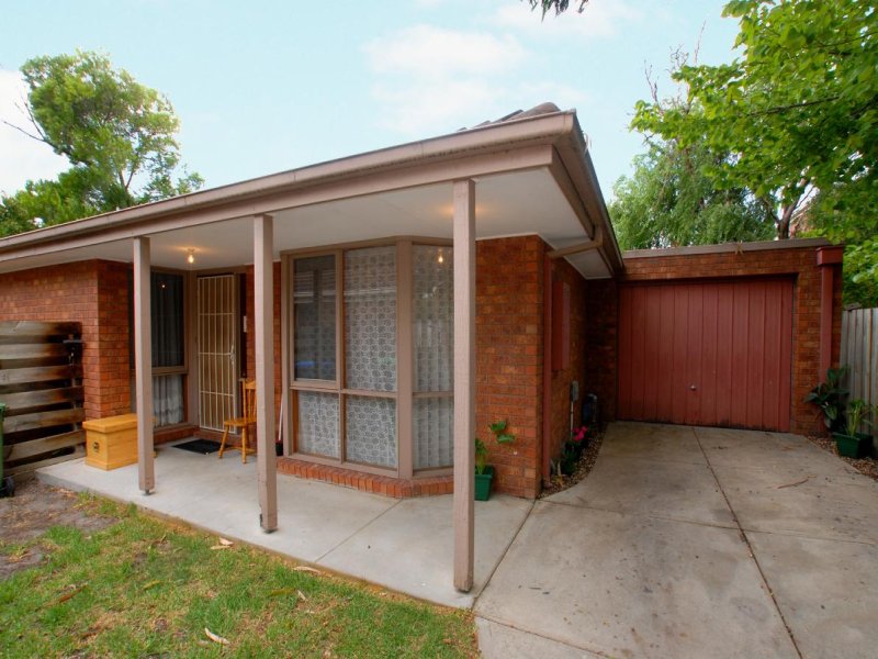 3/8 Duff Street, Cranbourne, Vic 3977 Property Details