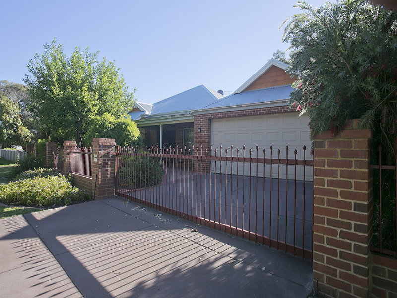 2B MARY STREET, Hazelmere, WA 6055 Property Details