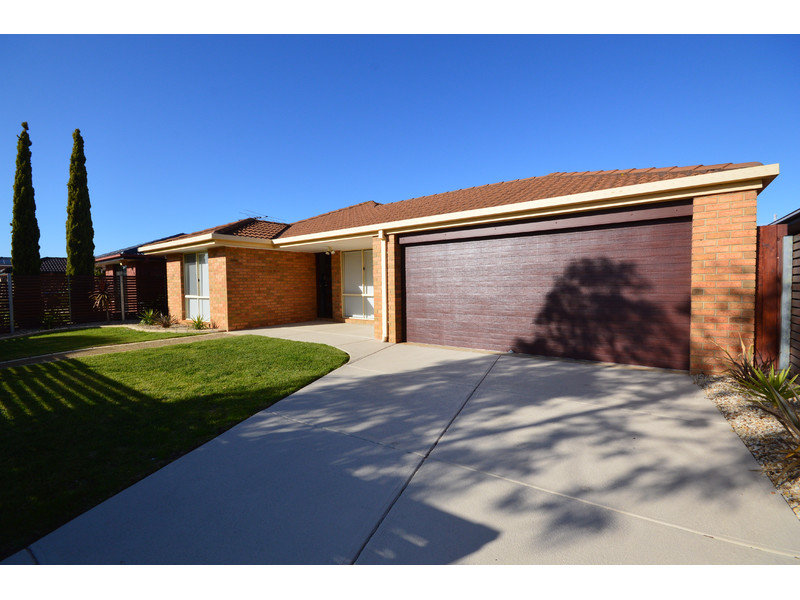 28 Wilmington Avenue, Hoppers Crossing, VIC 3029