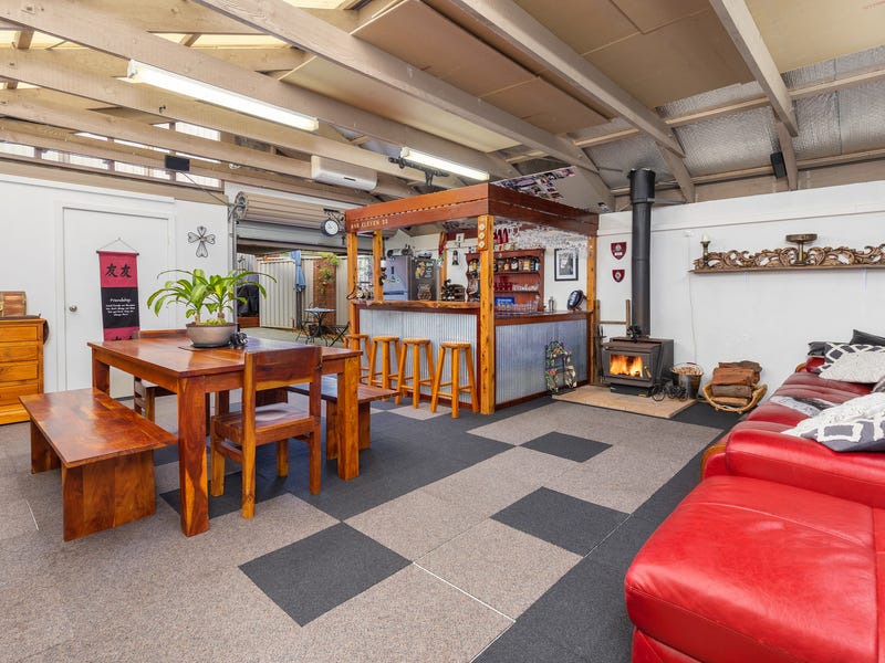 36 Whitford Way, Frankston, Vic 3199 Property Details