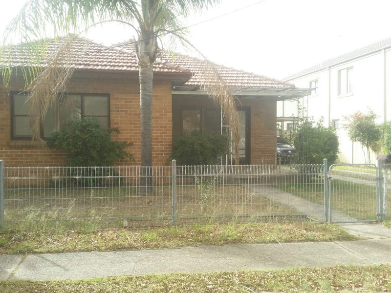 5 Cooper Avenue, Moorebank, NSW 2170