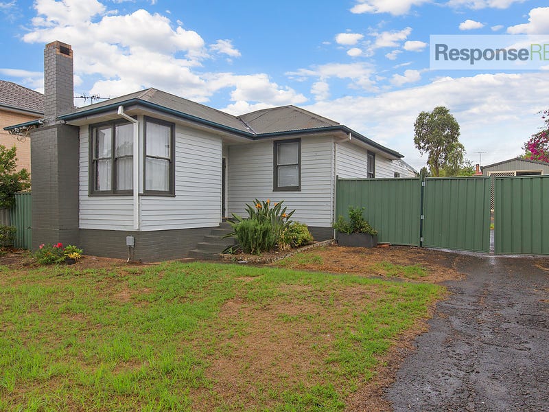 2 Tornaros Avenue, Penrith, NSW 2750 Property Details