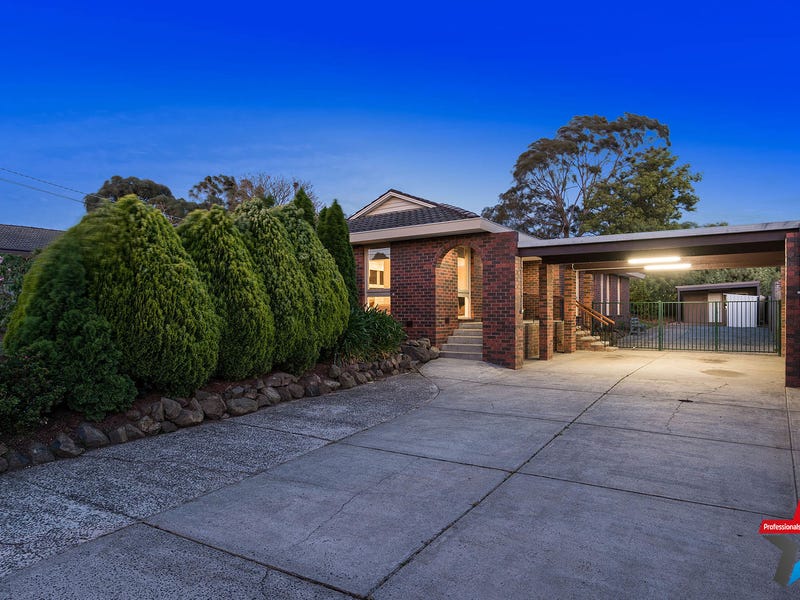 140 Hayrick Lane, Mooroolbark, Vic 3138 Property Details