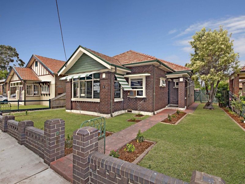 6 Hillcrest Avenue, Ashfield, NSW 2131 - realestate.com.au