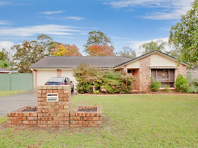 10 Caroline Chisholm Drive, Camden South, NSW 2570