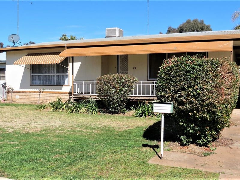 24 Creswell Street, West Wyalong, NSW 2671