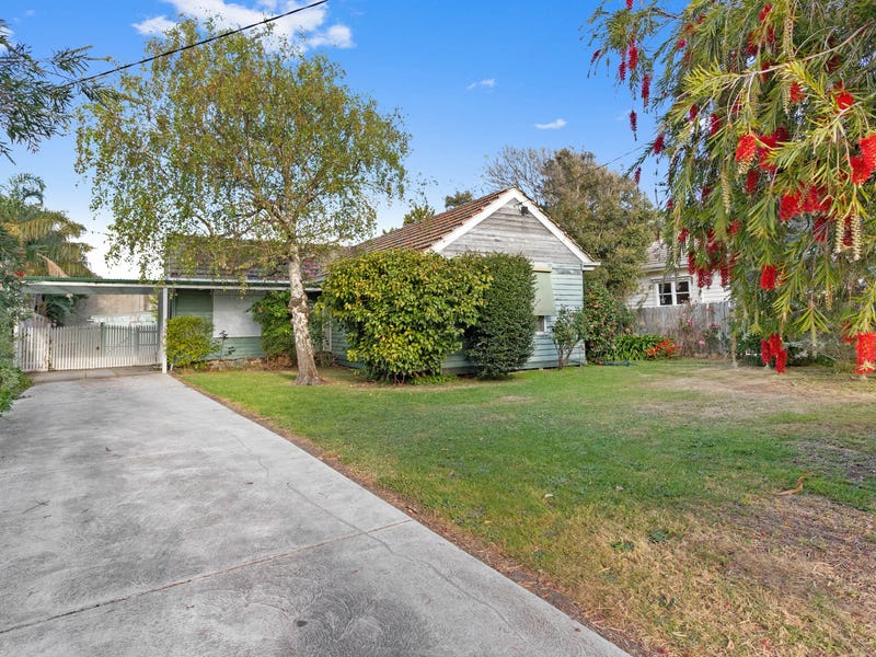 27 Rosslyn Avenue, Seaford, Vic 3198 House for Sale