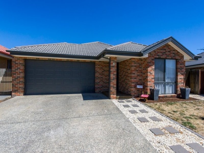 4 Cape York Street, Harrison, ACT 2914