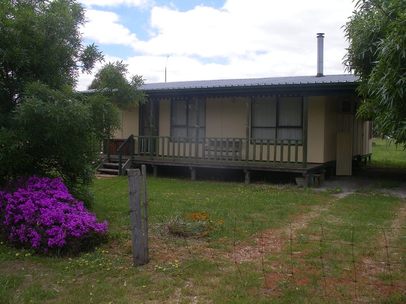 3032 Market Street, Newbridge, Vic 3551 Property Details