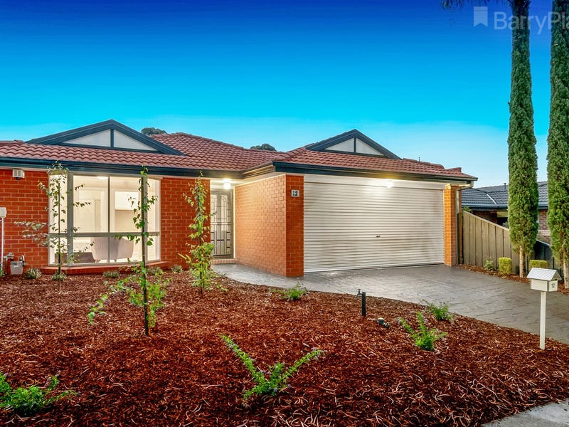 12 Feathertop Chase, Burwood East, Vic 3151