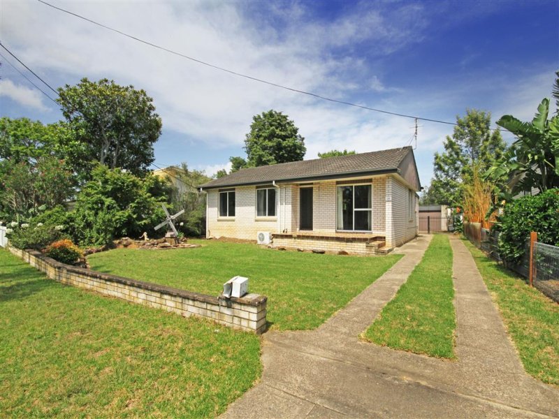 130 Beach Road, Batemans Bay, NSW 2536