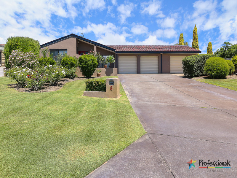 8 Newhaven Heights, Ballajura, WA 6066 Property Details