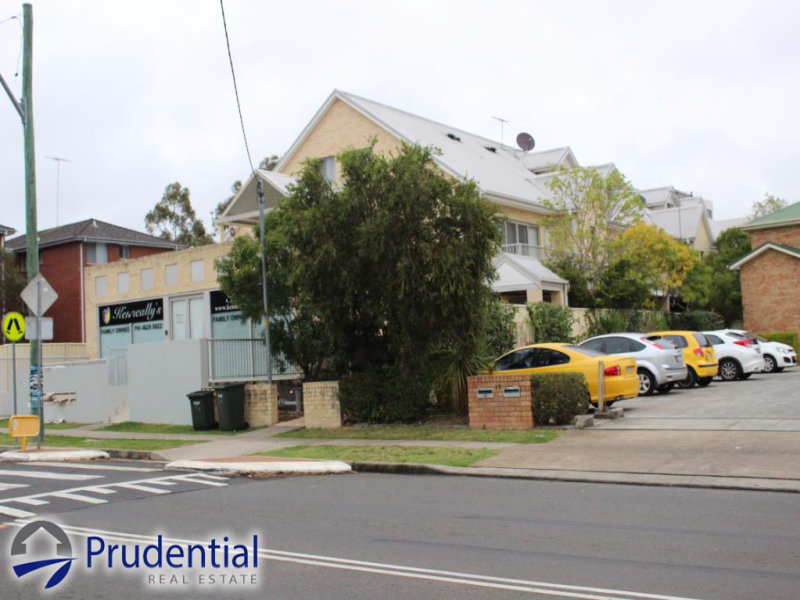 3/13 Chamberlain Street, Campbelltown, NSW 2560