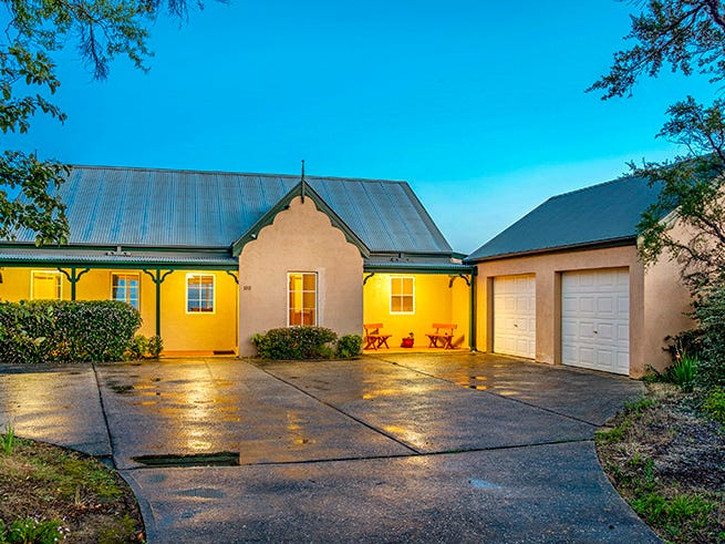 100 Tableland Road Wentworth Falls Nsw 2782