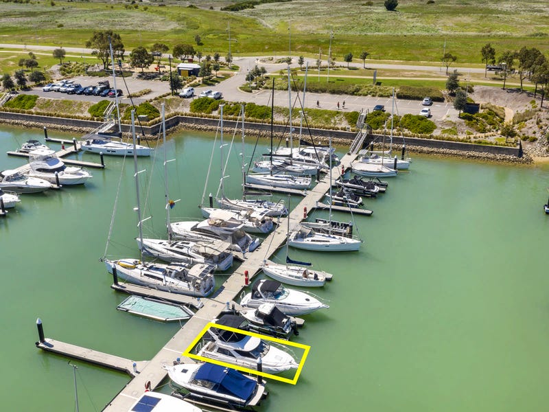 5013 Martha Cove Waterway Safety Beach Vic 3936 Property Details
