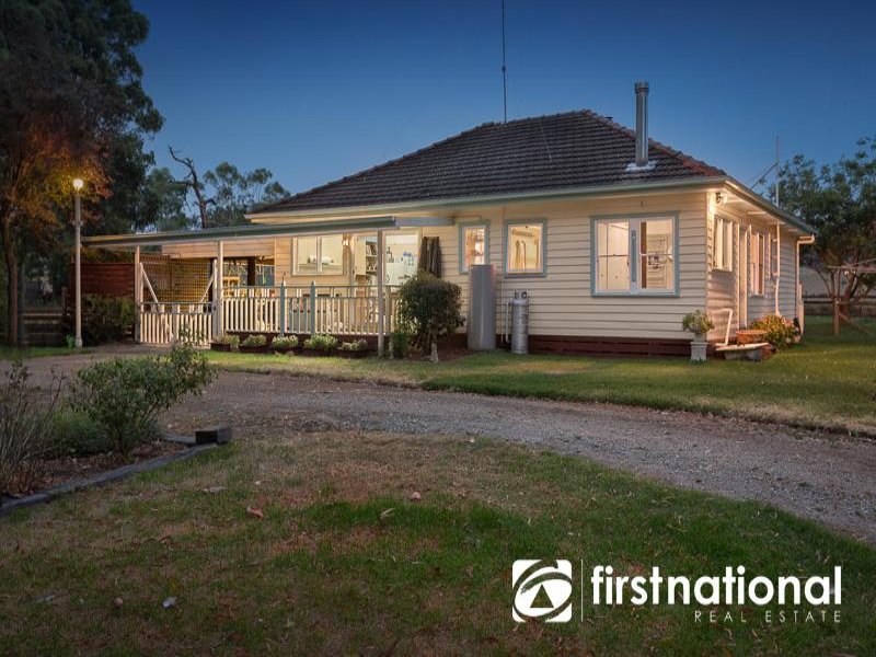 210 Toomuc Valley Rd, Pakenham, Vic 3810 Property Details