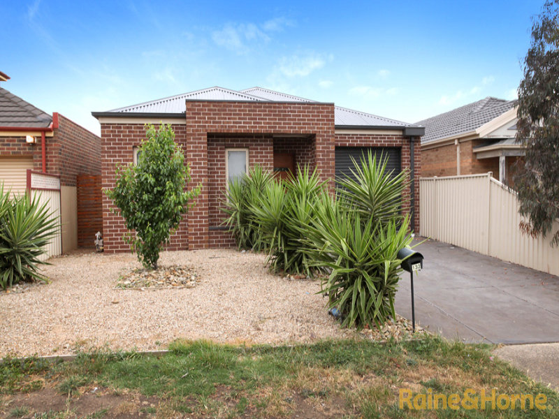 132 Westwood Drive, Burnside, VIC 3023
