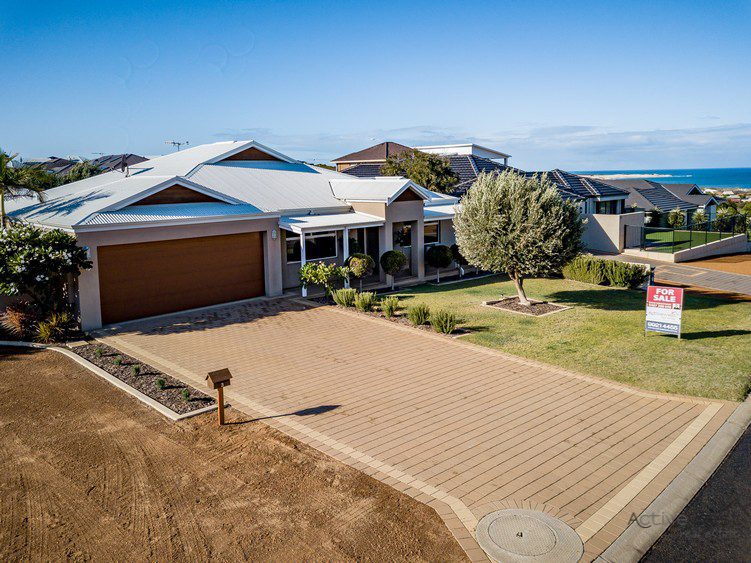3 Viewcrest Drive, Wandina, WA 6530 Property Details