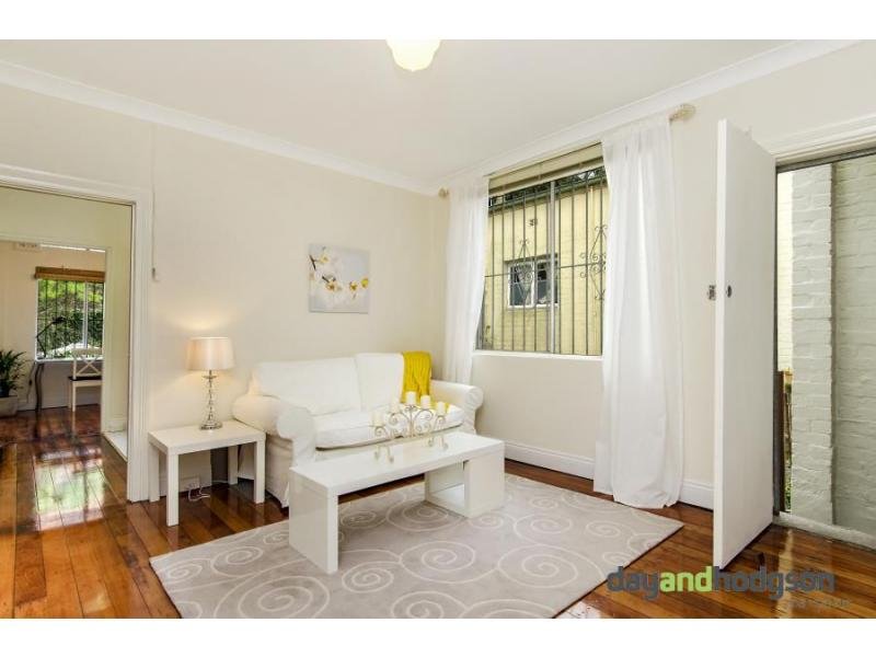 10 Fotheringham Street, Enmore, NSW 2042 Property Details