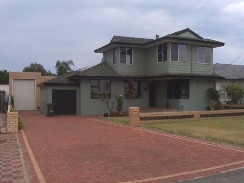 17 Ainsworth Street, Geraldton, WA 6530 Property Details