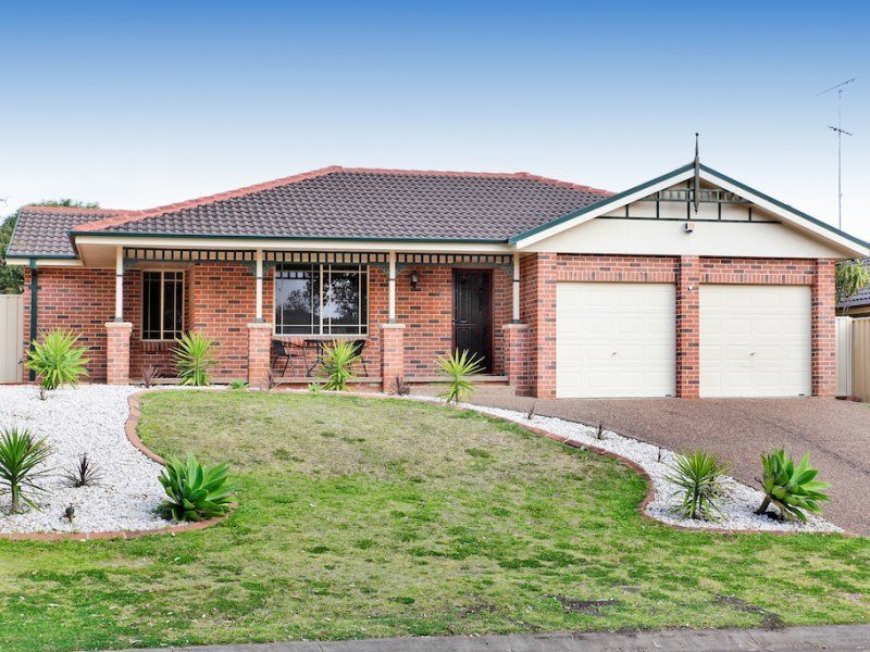 6 Solander Place, Mount Annan, NSW 2567