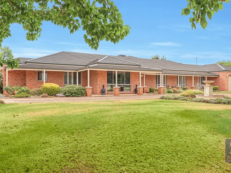 8 Pinot Court, Moama, NSW 2731 House for Sale