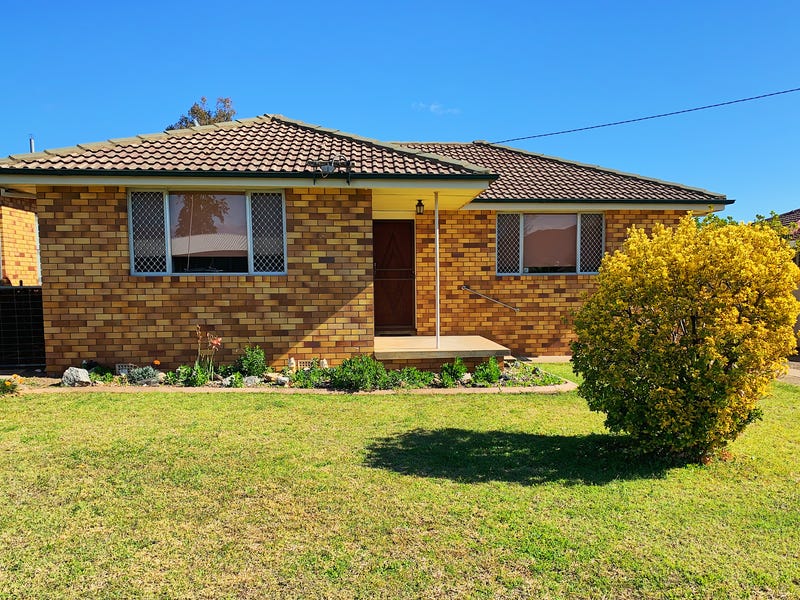 15 Ridge Street, West Tamworth, NSW 2340