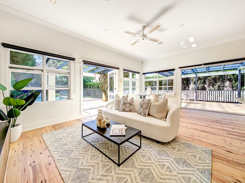 Real Estate & Property for Auction in Wollstonecraft, NSW 2065 (+4