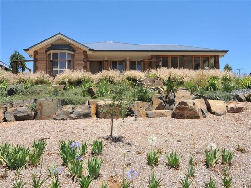 4 Whiteman Road, Williamstown, SA 5351 Property Details