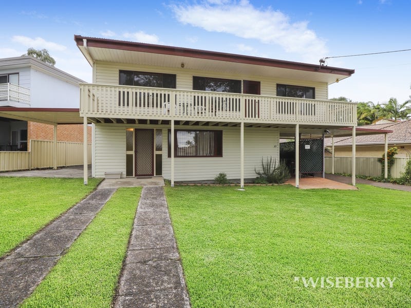 37 Nirringa Road, Summerland Point, NSW 2259 House for Sale