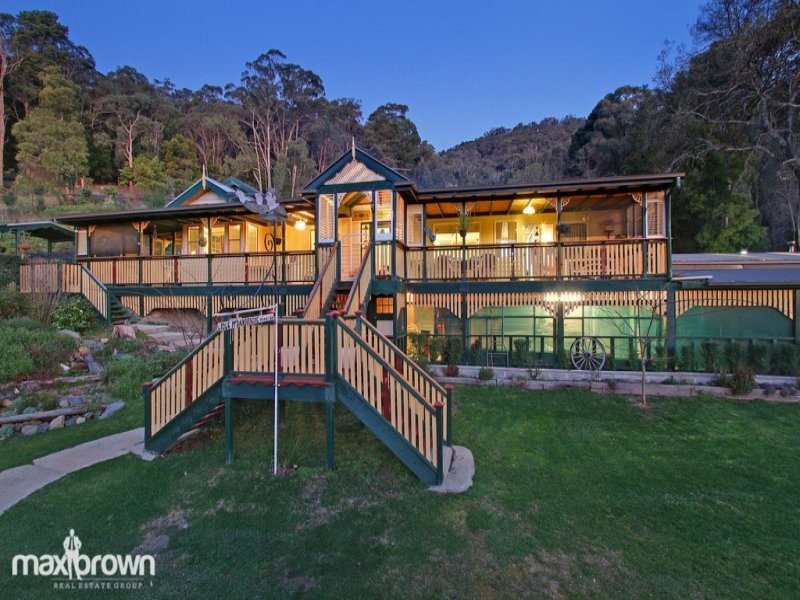 1046 Mount Dandenong Tourist Road, Montrose, Vic 3765 Property Details