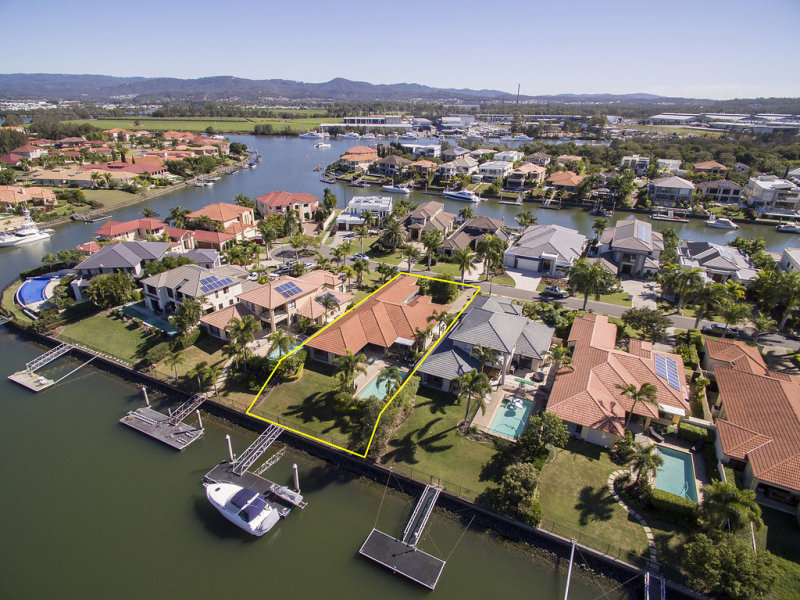 2143 Beaufort Way, Hope Island, QLD 4212 - realestate.com.au