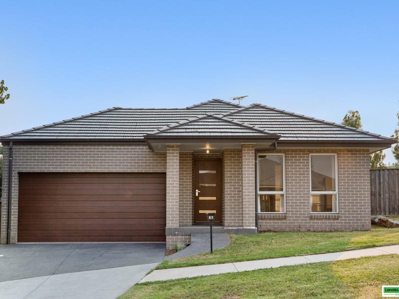 70 University Drive, Campbelltown, NSW 2560 Property Details