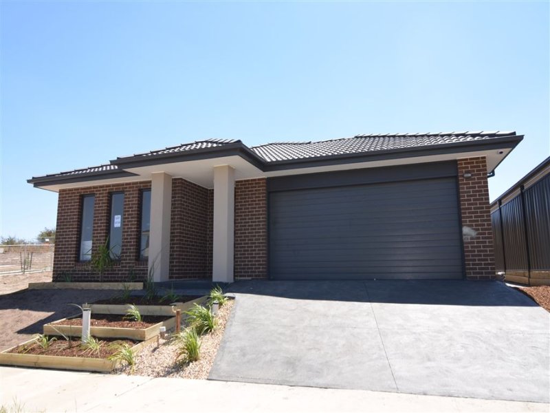 Lot 4724 Raitt Grove, Mernda, Vic 3754 Property Details