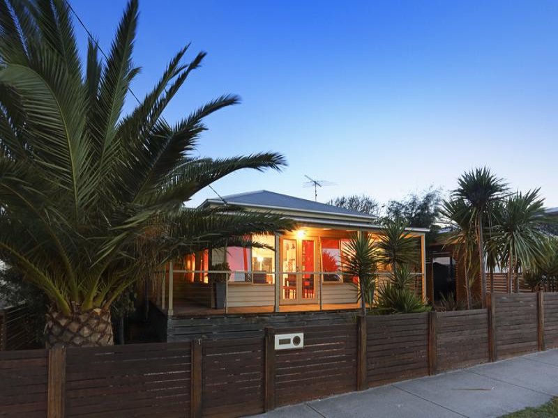 17 Zeally Bay Road, Torquay, VIC 3228