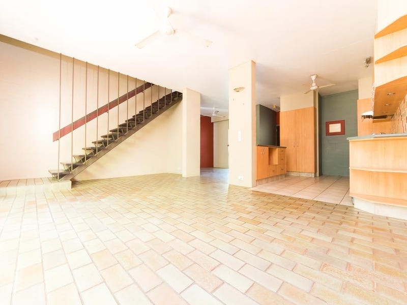 2/9 Winston Avenue, Stuart Park, NT 0820