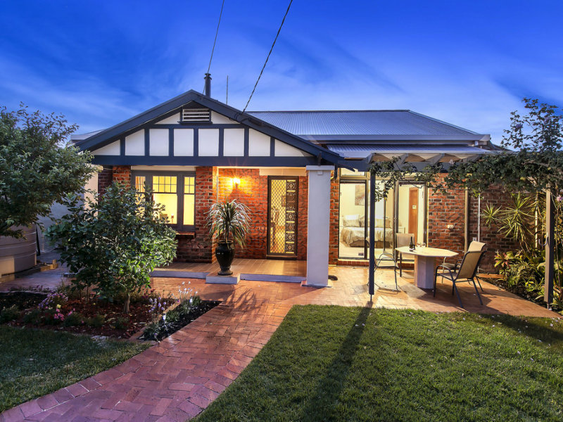 28 The Crescent, Brighton, SA 5048