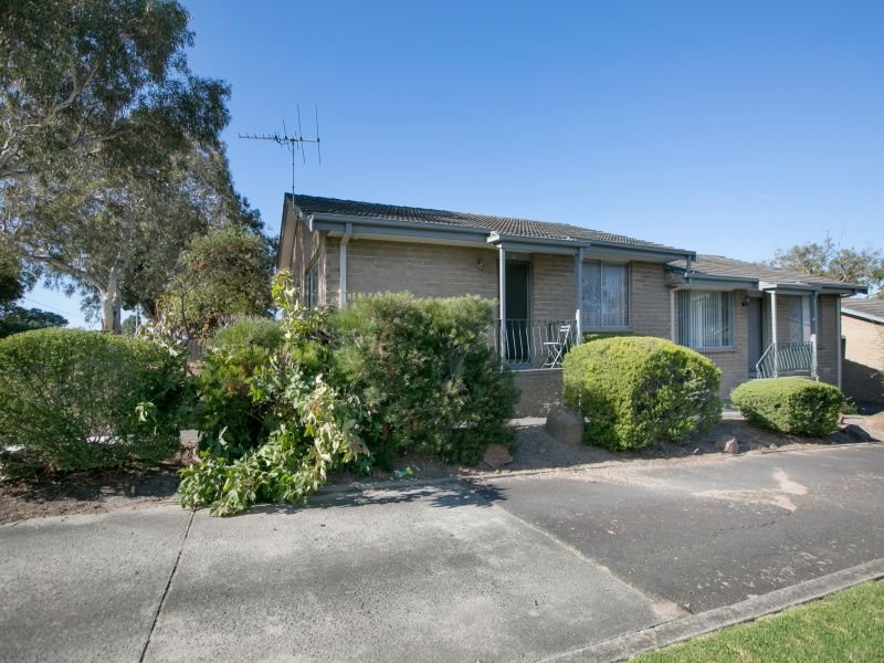 1/10 Denbigh Street, Frankston, Vic 3199 Property Details