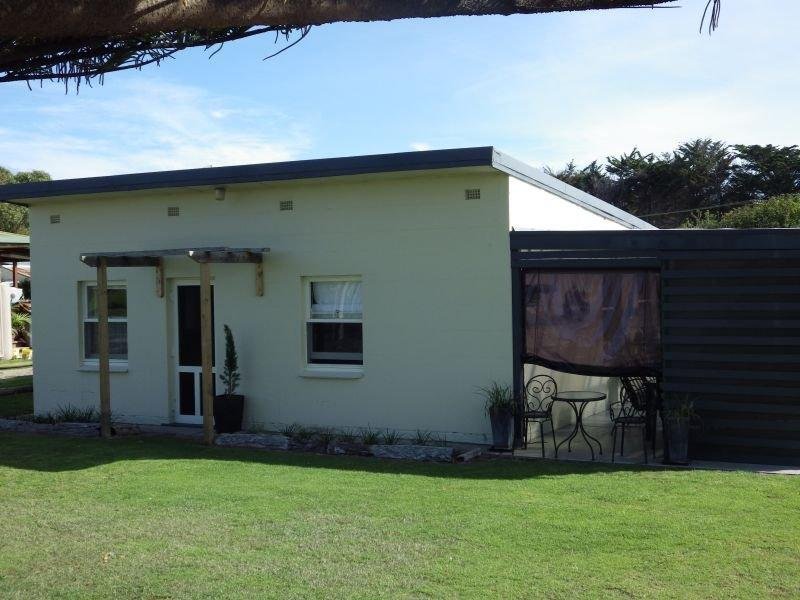 38 Foster Street, Beachport, SA 5280 Property Details