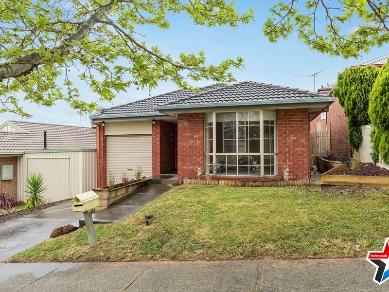 64 Billanook Way, Chirnside Park, VIC 3116