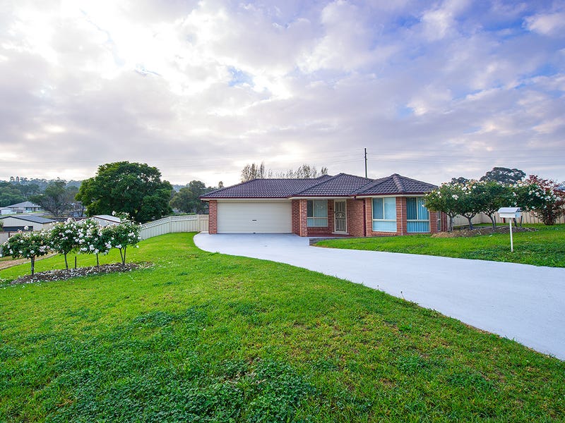 11 Alexander Close, Aberdeen, NSW 2336 Property Details