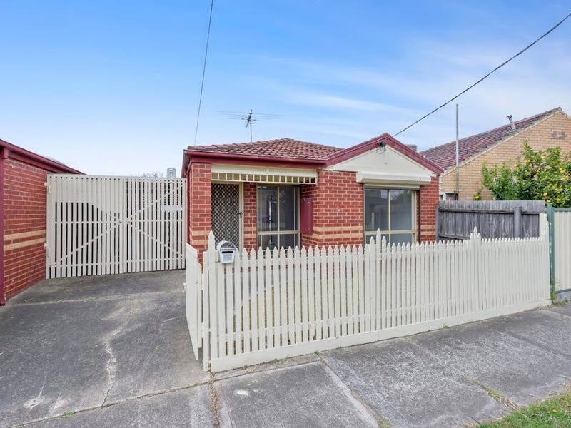 18 Bamburgh Street, Jacana, Vic 3047 House for Sale