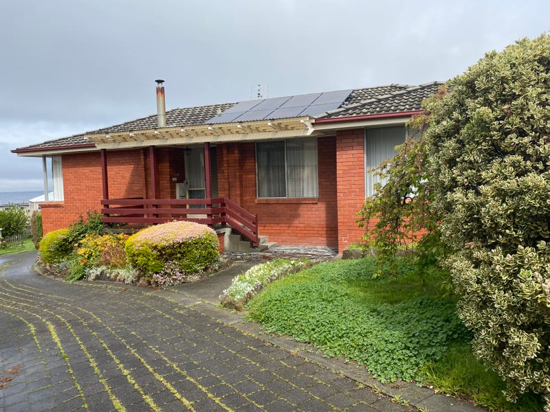 9 Sunny Avenue, Blackmans Bay, Tas 7052