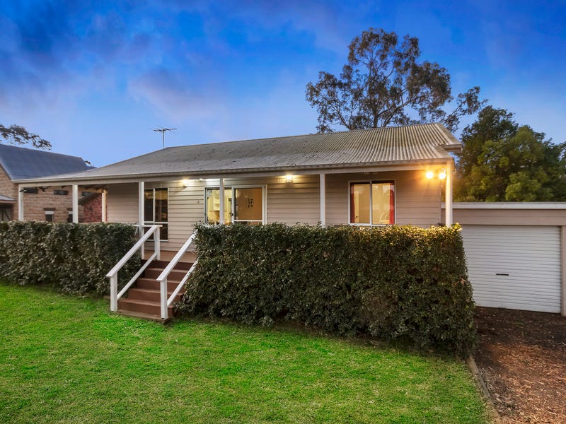 13 Stirling Street, NSW 2325 Property Details