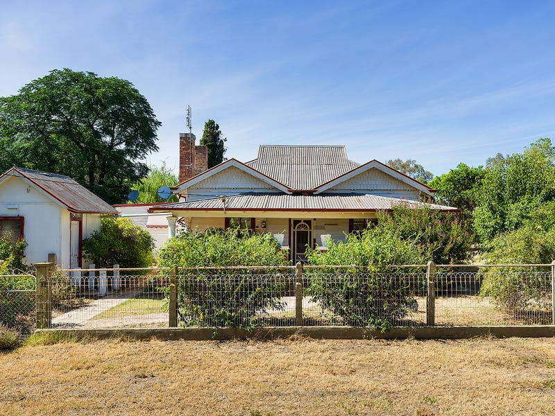 19 Fishermans Road, Welshmans Reef, VIC 3462