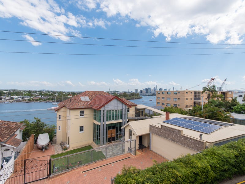 4/71 Hillside Crescent, Hamilton, Qld 4007 Property Details